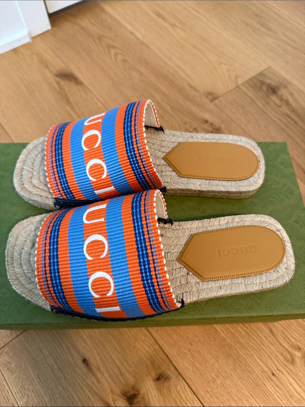 Gucci Slides - Picture 3 of 4